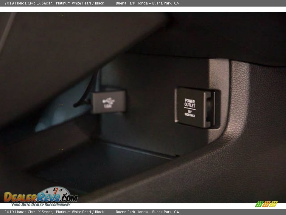 2019 Honda Civic LX Sedan Platinum White Pearl / Black Photo #24