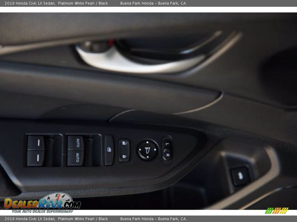 2019 Honda Civic LX Sedan Platinum White Pearl / Black Photo #30