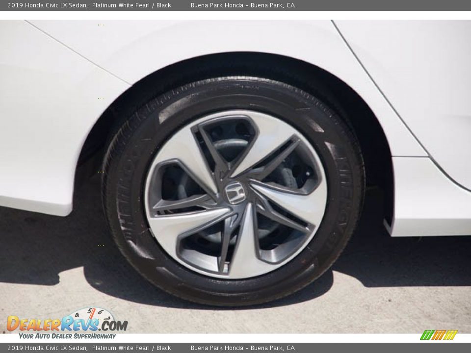 2019 Honda Civic LX Sedan Platinum White Pearl / Black Photo #35
