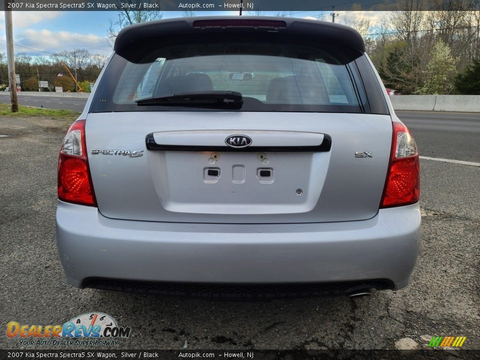 2007 Kia Spectra Spectra5 SX Wagon Silver / Black Photo #5