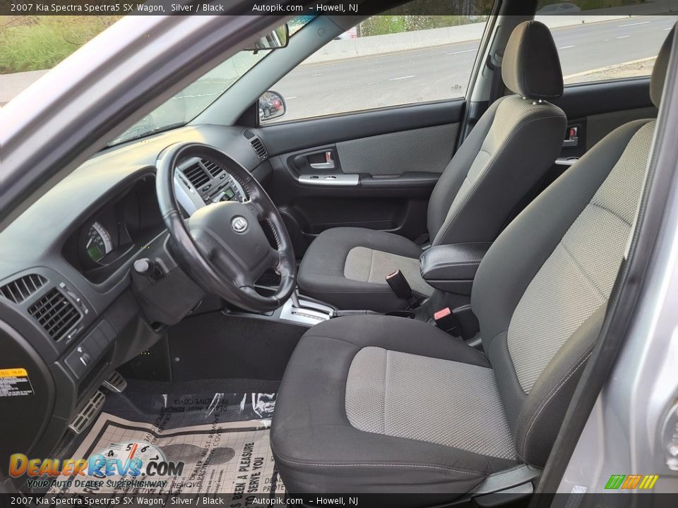 Front Seat of 2007 Kia Spectra Spectra5 SX Wagon Photo #9