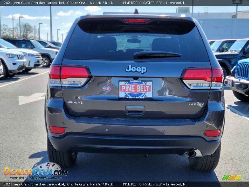 2021 Jeep Grand Cherokee Laredo 4x4 Granite Crystal Metallic / Black Photo #5