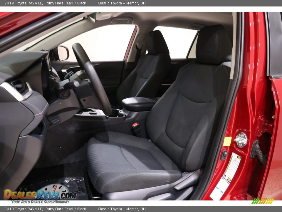 2019 Toyota RAV4 LE Ruby Flare Pearl / Black Photo #5