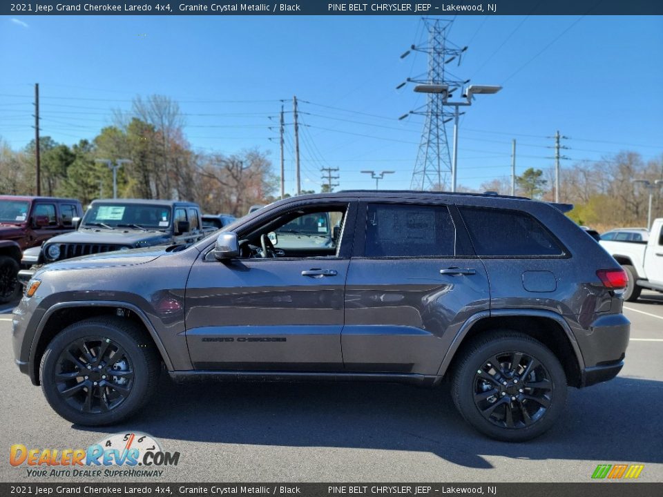 2021 Jeep Grand Cherokee Laredo 4x4 Granite Crystal Metallic / Black Photo #3