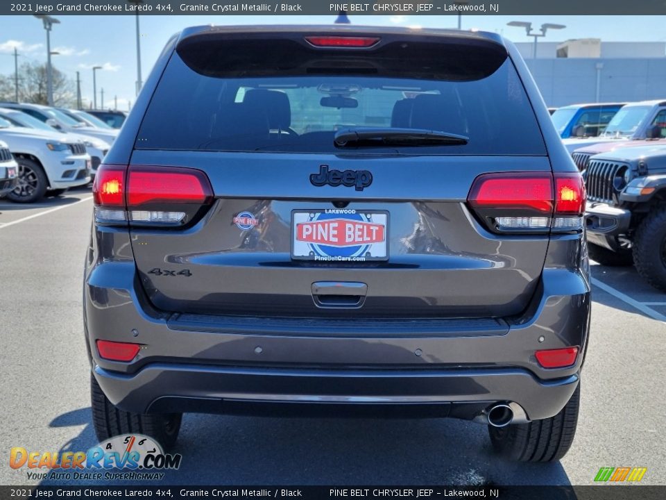 2021 Jeep Grand Cherokee Laredo 4x4 Granite Crystal Metallic / Black Photo #5