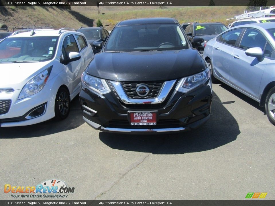 2018 Nissan Rogue S Magnetic Black / Charcoal Photo #3