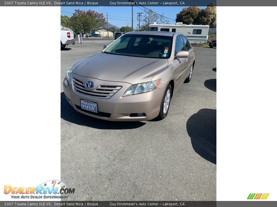 2007 Toyota Camry XLE V6 Desert Sand Mica / Bisque Photo #2