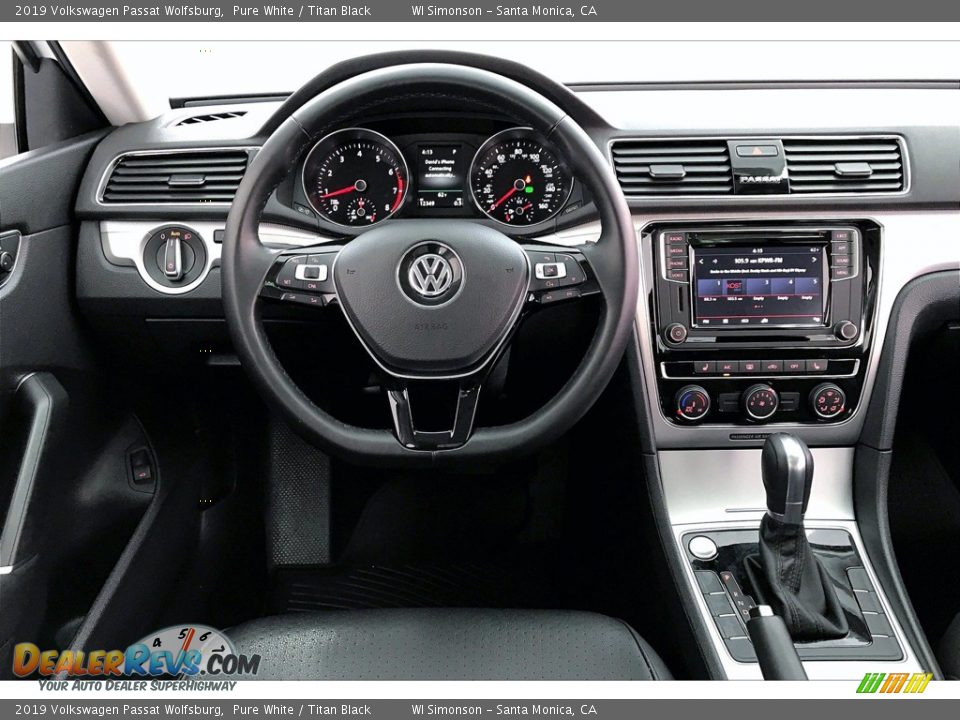 2019 Volkswagen Passat Wolfsburg Pure White / Titan Black Photo #4