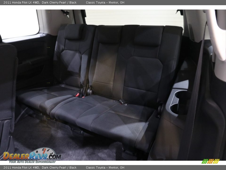 2011 Honda Pilot LX 4WD Dark Cherry Pearl / Black Photo #15