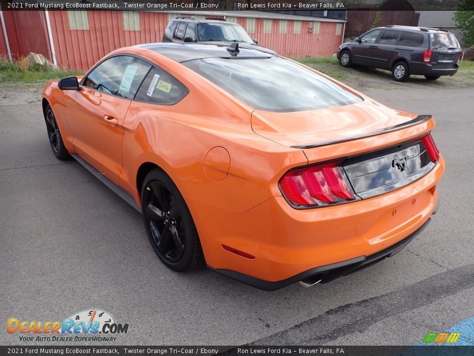 2021 Ford Mustang EcoBoost Fastback Twister Orange Tri-Coat / Ebony Photo #7