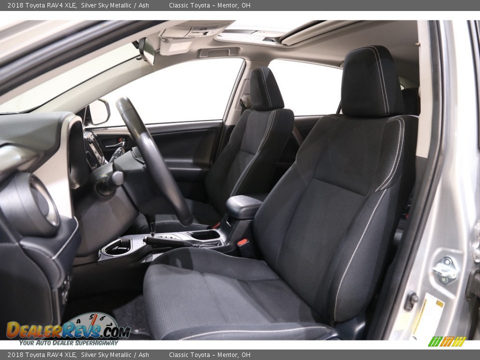 2018 Toyota RAV4 XLE Silver Sky Metallic / Ash Photo #5