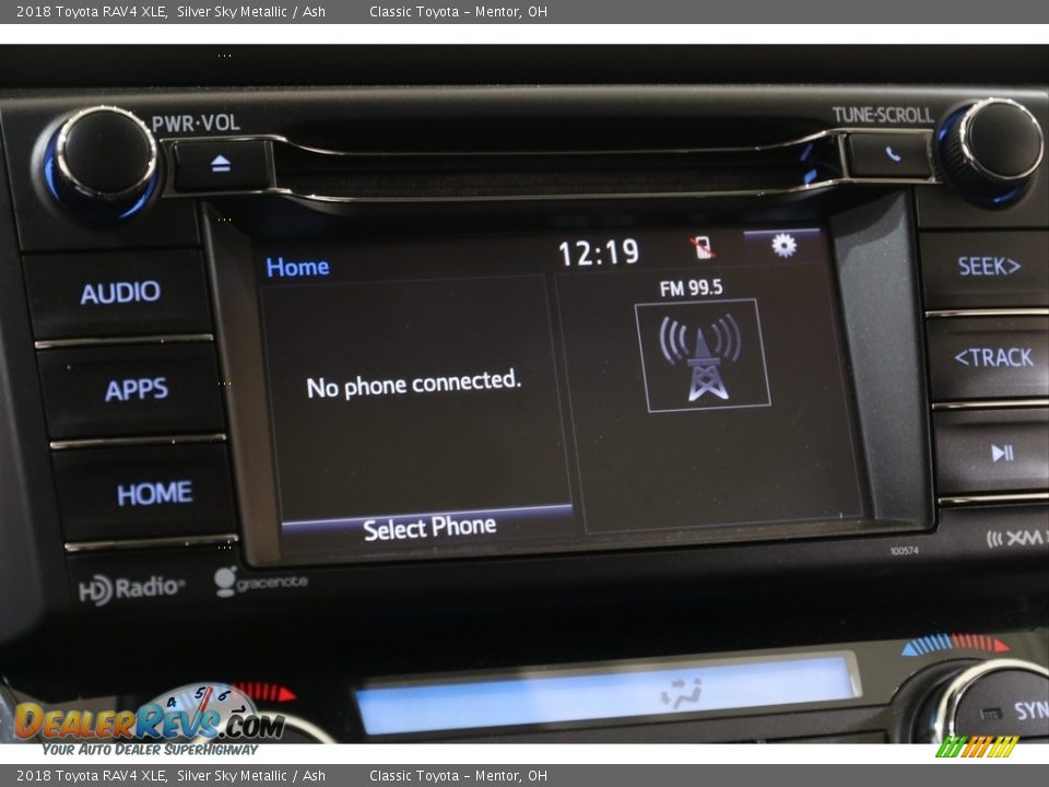 2018 Toyota RAV4 XLE Silver Sky Metallic / Ash Photo #10