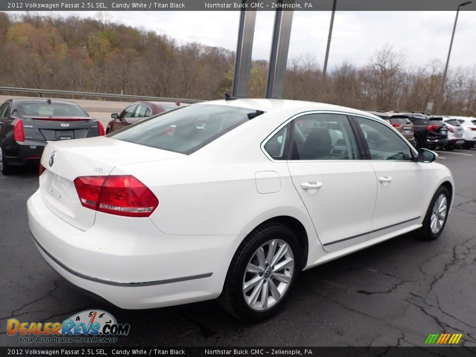 2012 Volkswagen Passat 2.5L SEL Candy White / Titan Black Photo #9