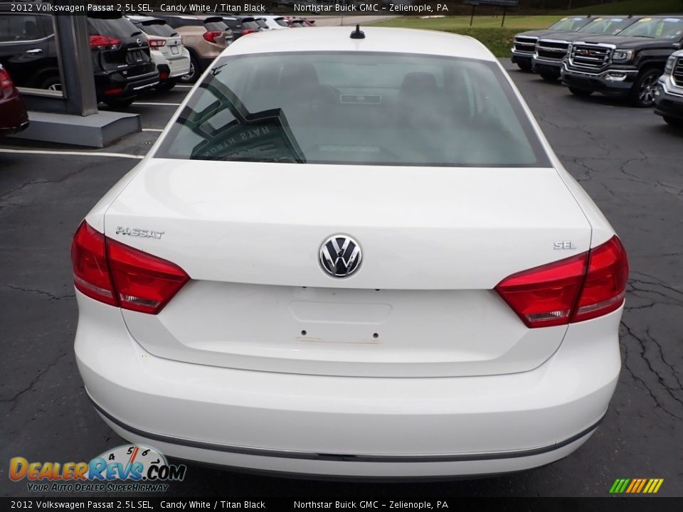 2012 Volkswagen Passat 2.5L SEL Candy White / Titan Black Photo #10