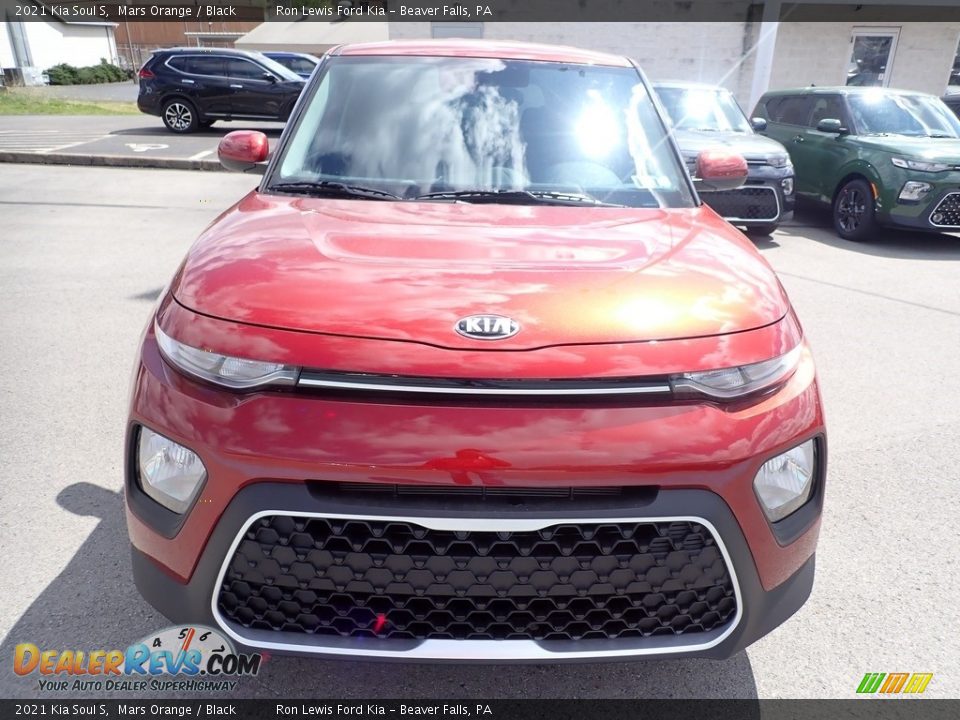 2021 Kia Soul S Mars Orange / Black Photo #4