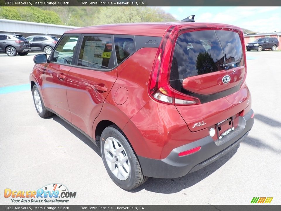 2021 Kia Soul S Mars Orange / Black Photo #7