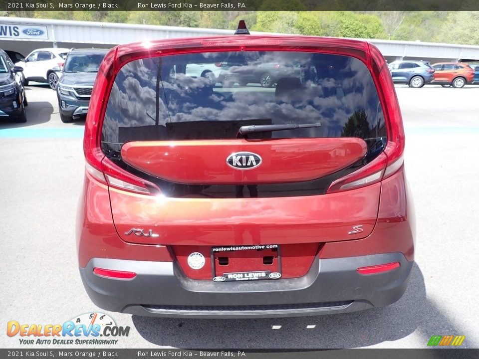 2021 Kia Soul S Mars Orange / Black Photo #8