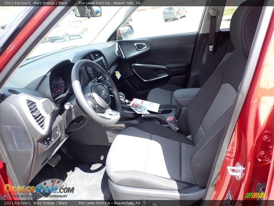 2021 Kia Soul S Mars Orange / Black Photo #13