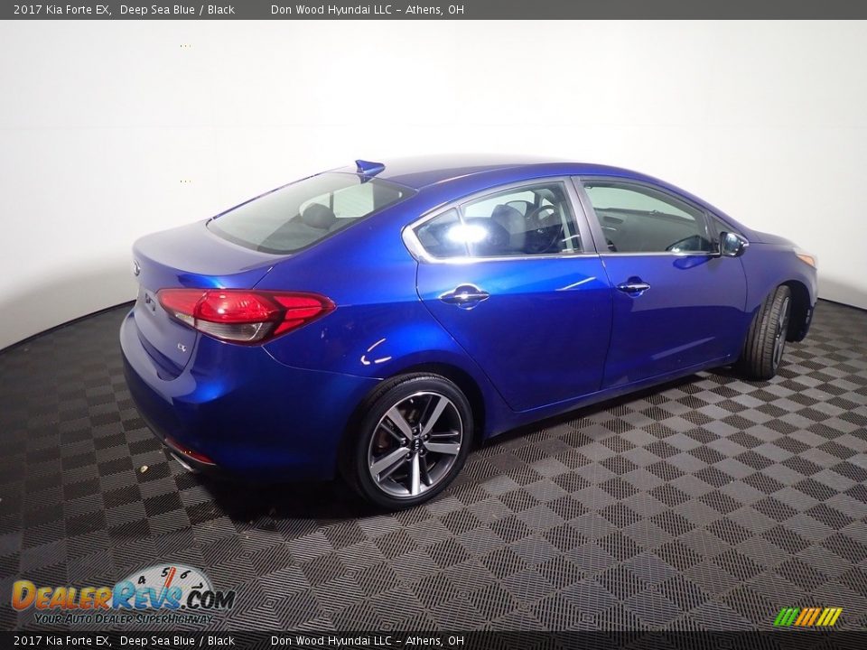 2017 Kia Forte EX Deep Sea Blue / Black Photo #18