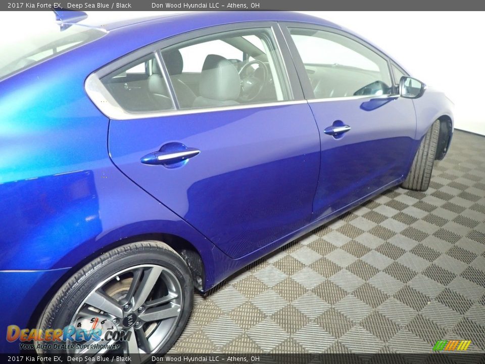 2017 Kia Forte EX Deep Sea Blue / Black Photo #20