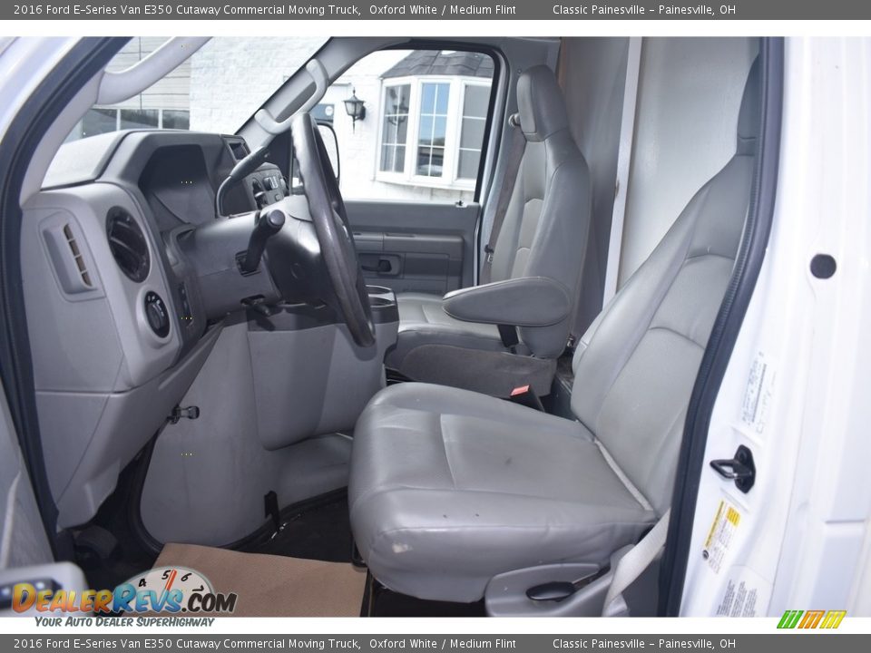 2016 Ford E-Series Van E350 Cutaway Commercial Moving Truck Oxford White / Medium Flint Photo #6