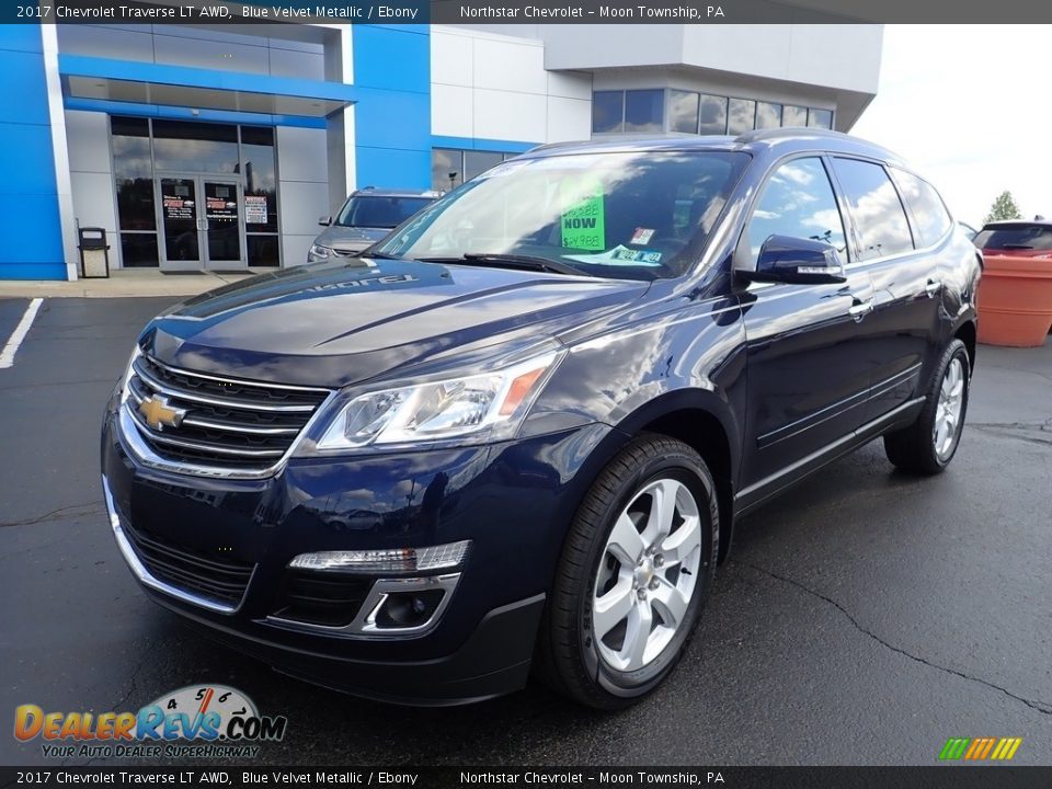 2017 Chevrolet Traverse LT AWD Blue Velvet Metallic / Ebony Photo #2