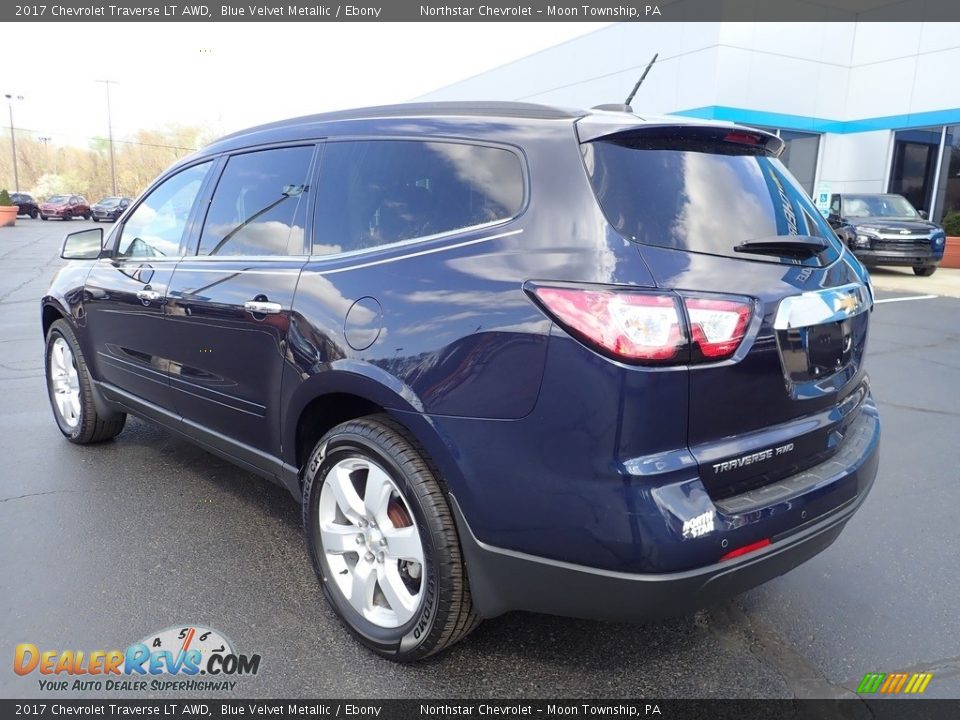 2017 Chevrolet Traverse LT AWD Blue Velvet Metallic / Ebony Photo #4