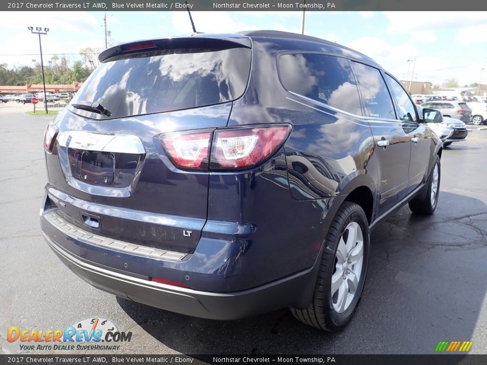 2017 Chevrolet Traverse LT AWD Blue Velvet Metallic / Ebony Photo #8