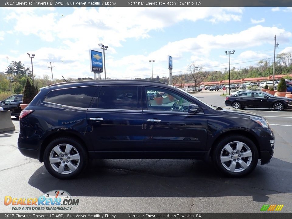 2017 Chevrolet Traverse LT AWD Blue Velvet Metallic / Ebony Photo #10