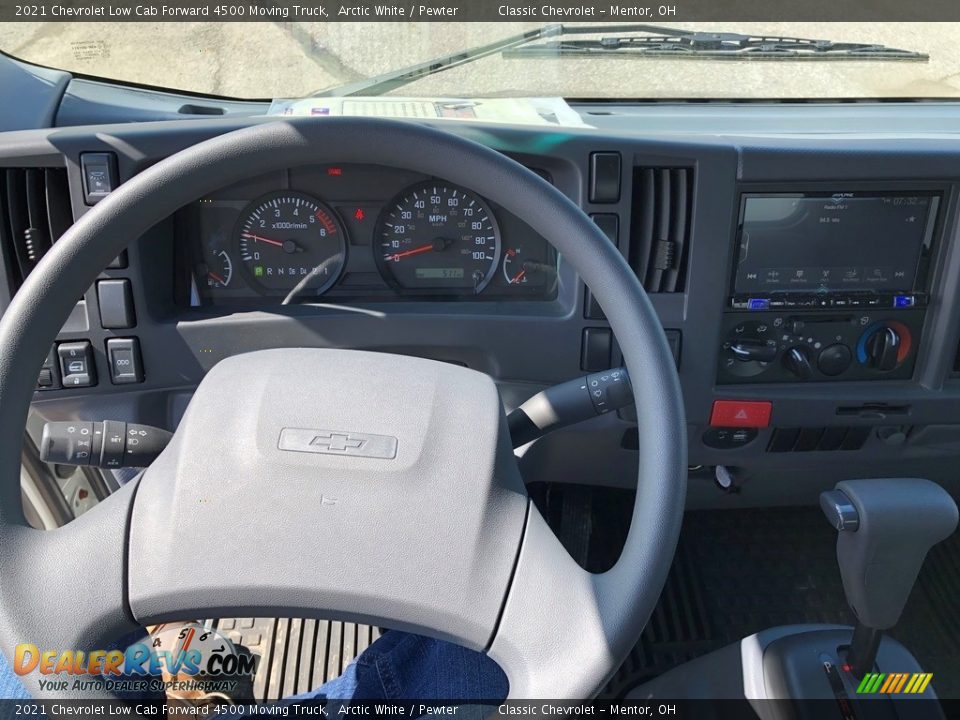 Dashboard of 2021 Chevrolet Low Cab Forward 4500 Moving Truck Photo #4