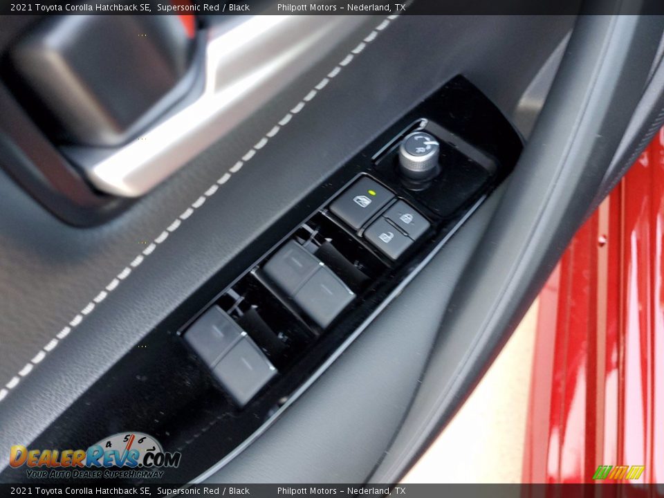2021 Toyota Corolla Hatchback SE Supersonic Red / Black Photo #14
