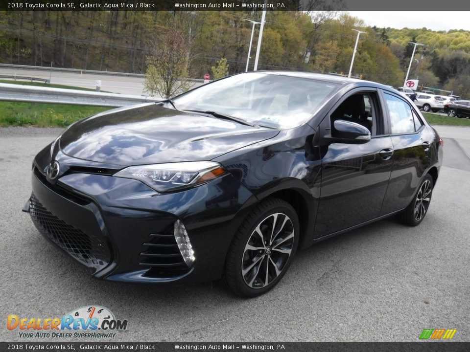 2018 Toyota Corolla SE Galactic Aqua Mica / Black Photo #11