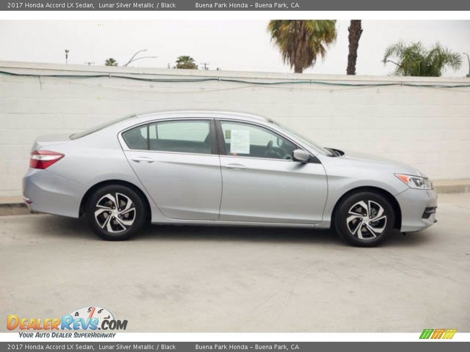 2017 Honda Accord LX Sedan Lunar Silver Metallic / Black Photo #14