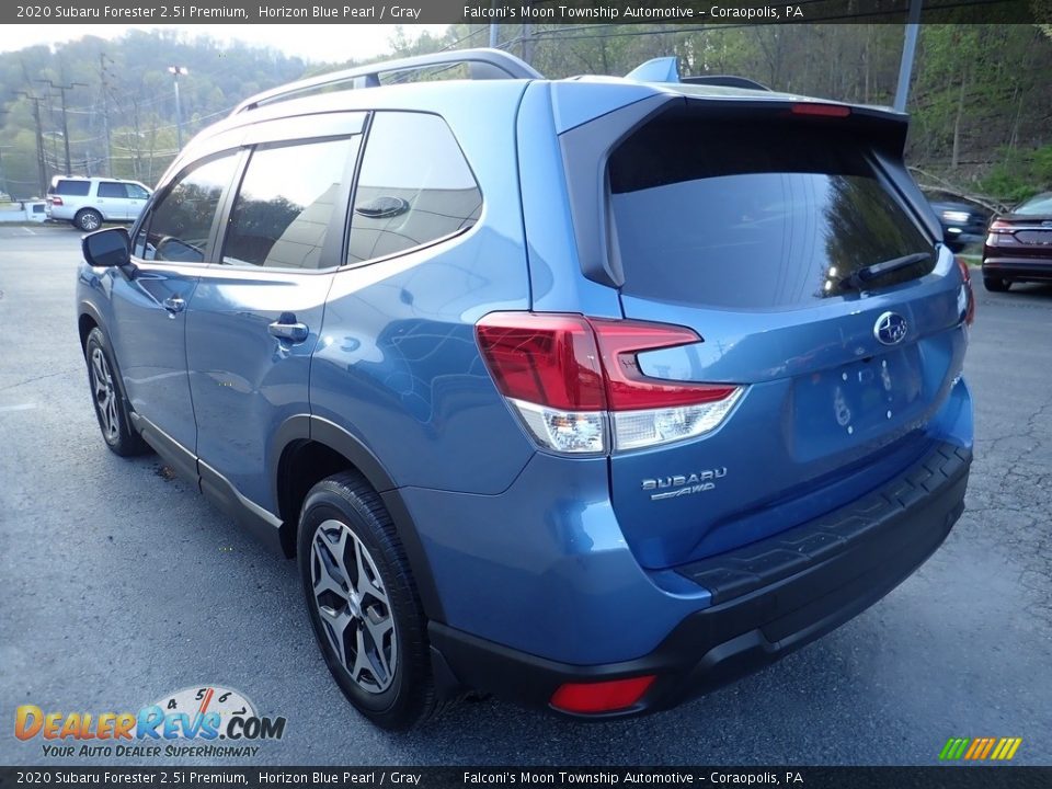 2020 Subaru Forester 2.5i Premium Horizon Blue Pearl / Gray Photo #5