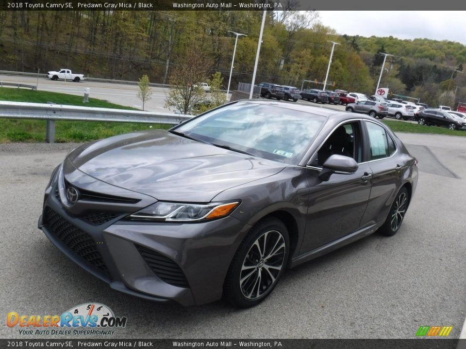 2018 Toyota Camry SE Predawn Gray Mica / Black Photo #11