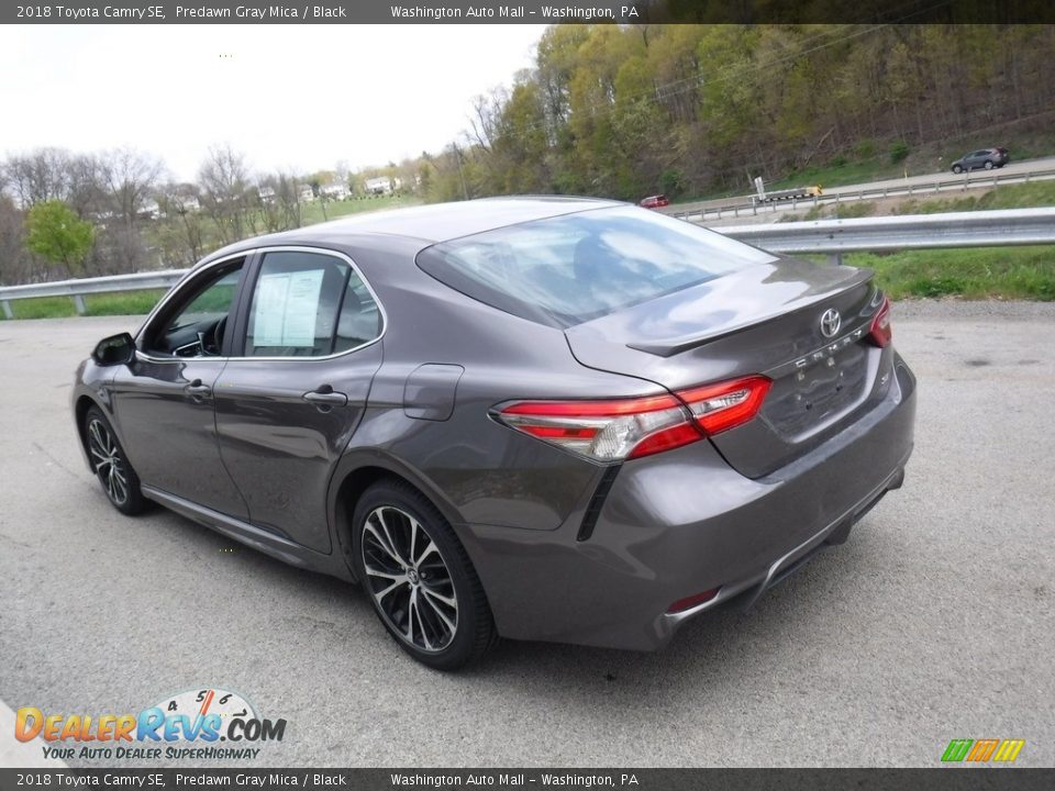 2018 Toyota Camry SE Predawn Gray Mica / Black Photo #13