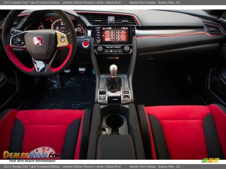 Dashboard of 2021 Honda Civic Type R Limited Edition Photo #18