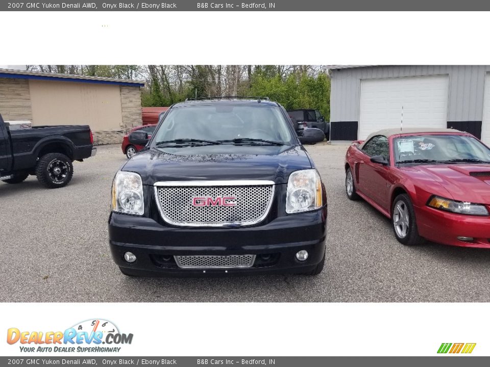 2007 GMC Yukon Denali AWD Onyx Black / Ebony Black Photo #2