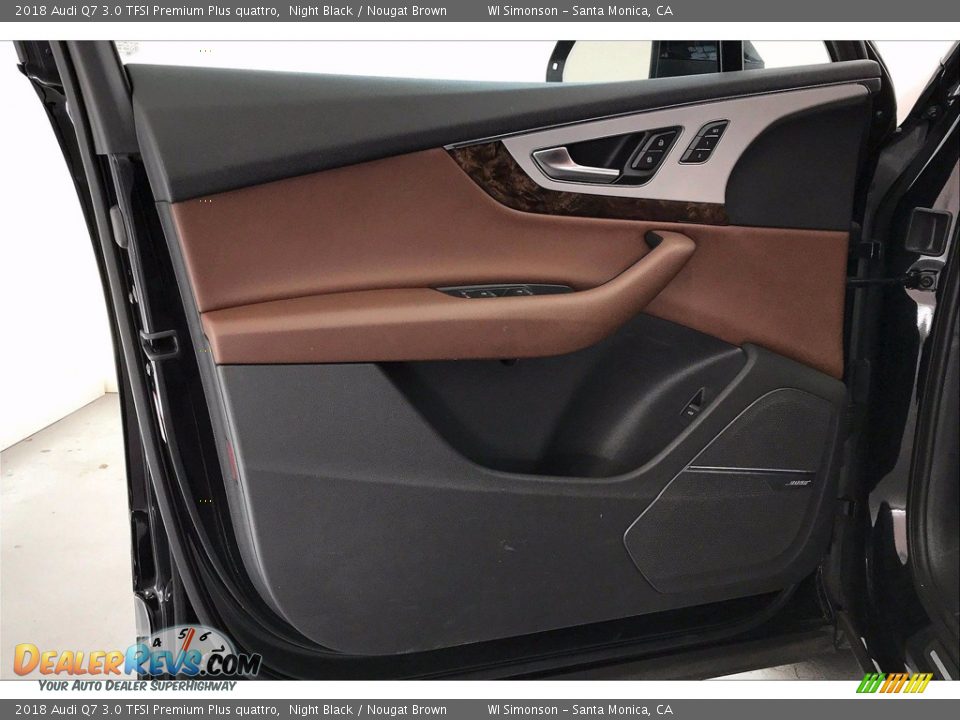 Door Panel of 2018 Audi Q7 3.0 TFSI Premium Plus quattro Photo #26