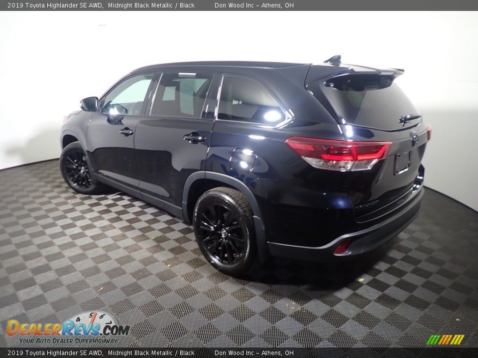 2019 Toyota Highlander SE AWD Midnight Black Metallic / Black Photo #16