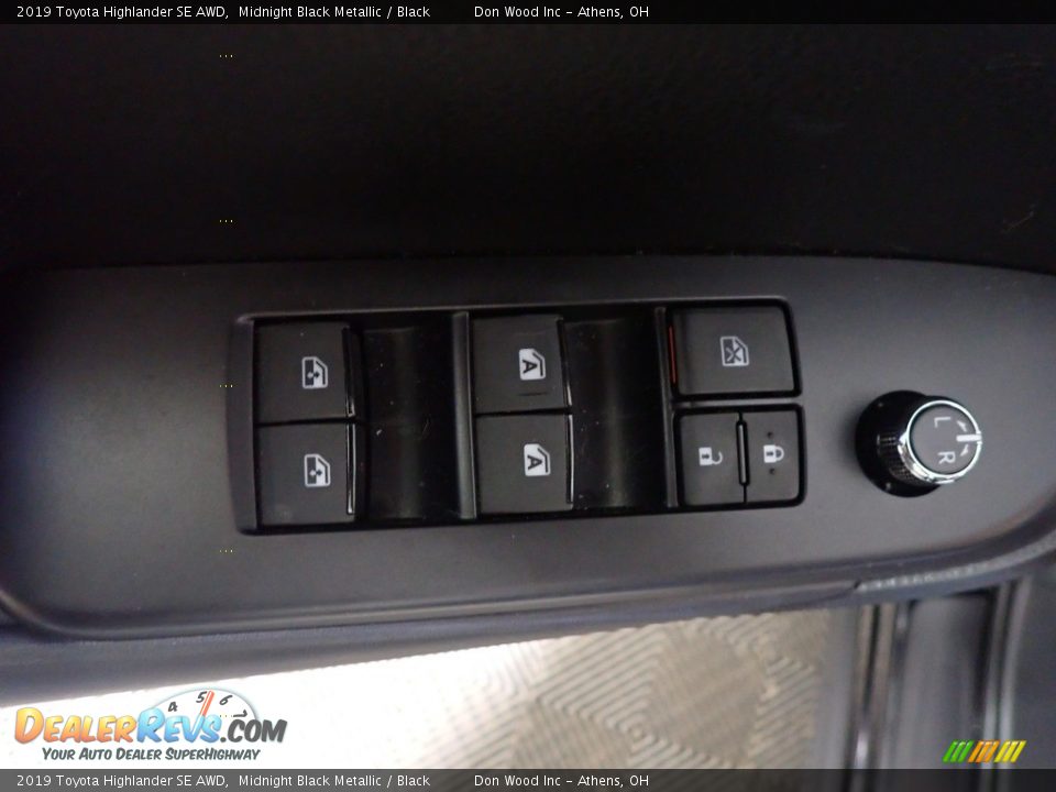 2019 Toyota Highlander SE AWD Midnight Black Metallic / Black Photo #26