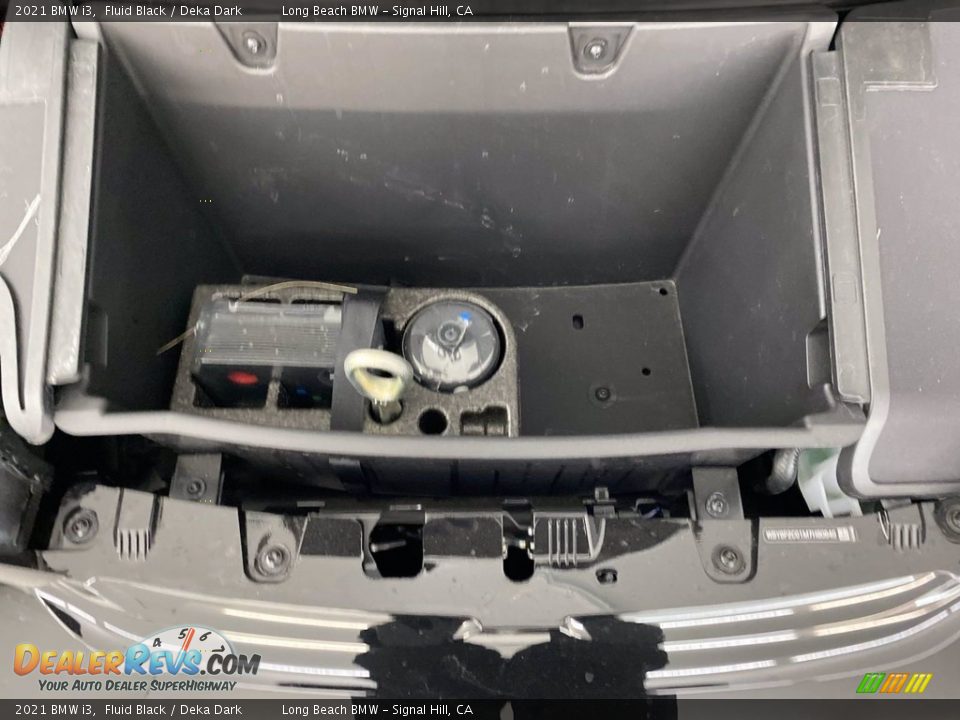 2021 BMW i3  Trunk Photo #9