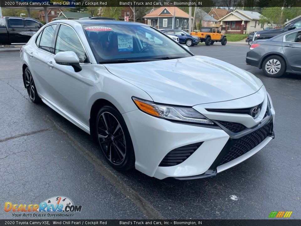 2020 Toyota Camry XSE Wind Chill Pearl / Cockpit Red Photo #4