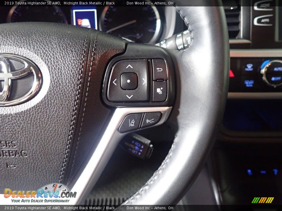 2019 Toyota Highlander SE AWD Midnight Black Metallic / Black Photo #35