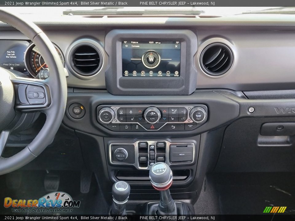 Controls of 2021 Jeep Wrangler Unlimited Sport 4x4 Photo #10