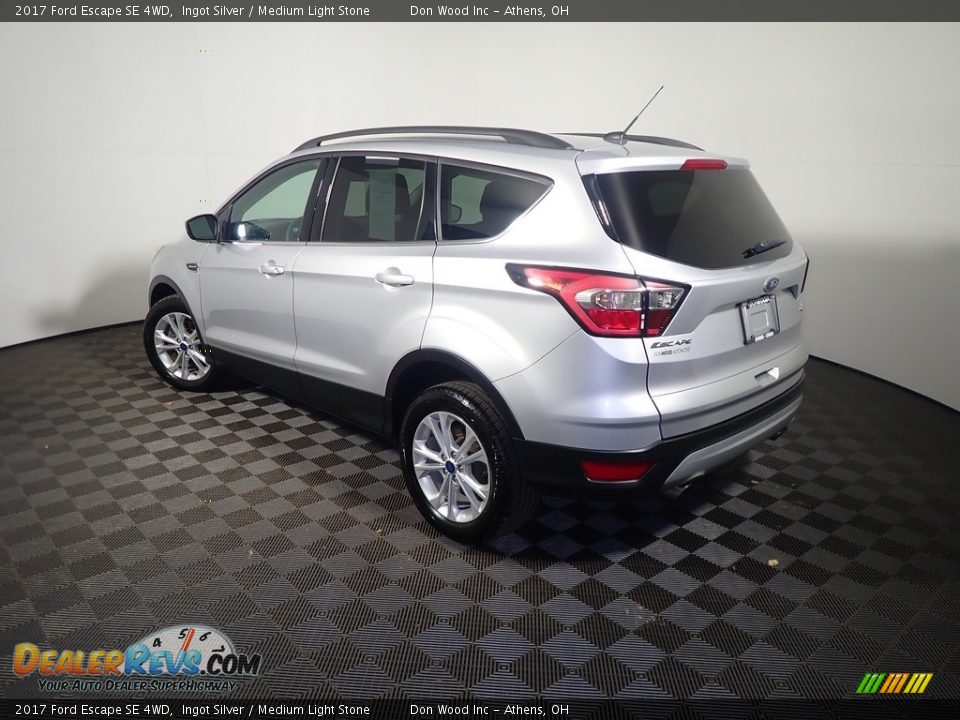 2017 Ford Escape SE 4WD Ingot Silver / Medium Light Stone Photo #12
