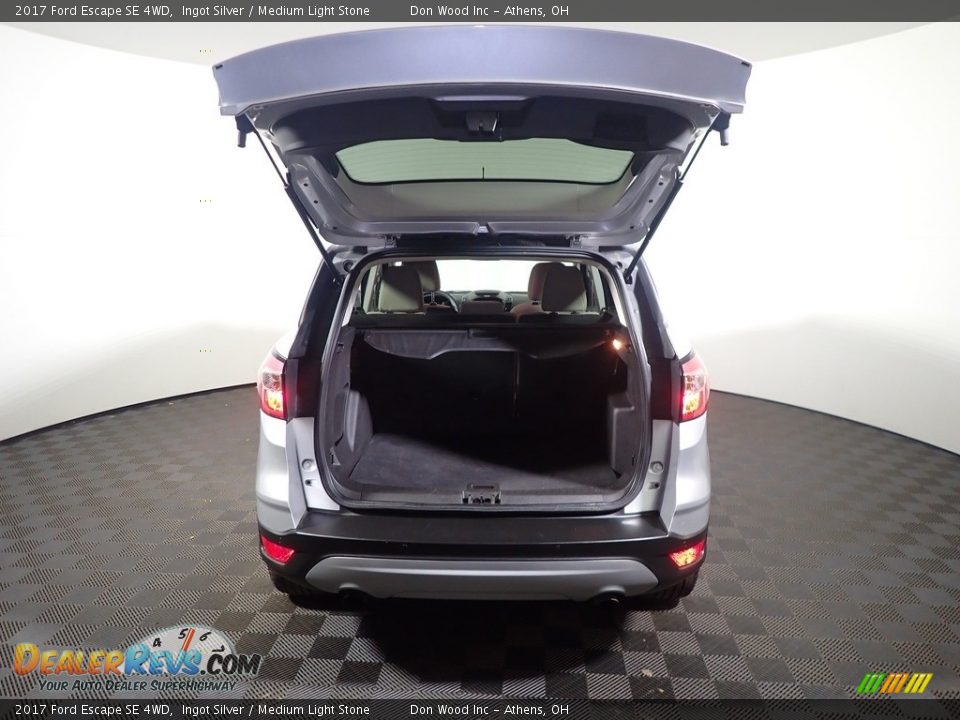 2017 Ford Escape SE 4WD Ingot Silver / Medium Light Stone Photo #14