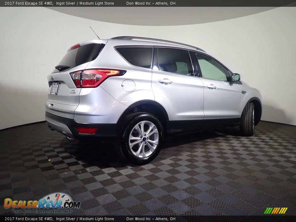 2017 Ford Escape SE 4WD Ingot Silver / Medium Light Stone Photo #16