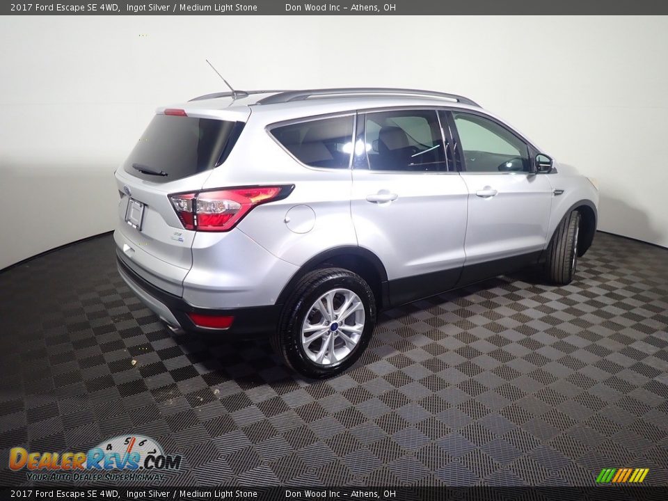 2017 Ford Escape SE 4WD Ingot Silver / Medium Light Stone Photo #17
