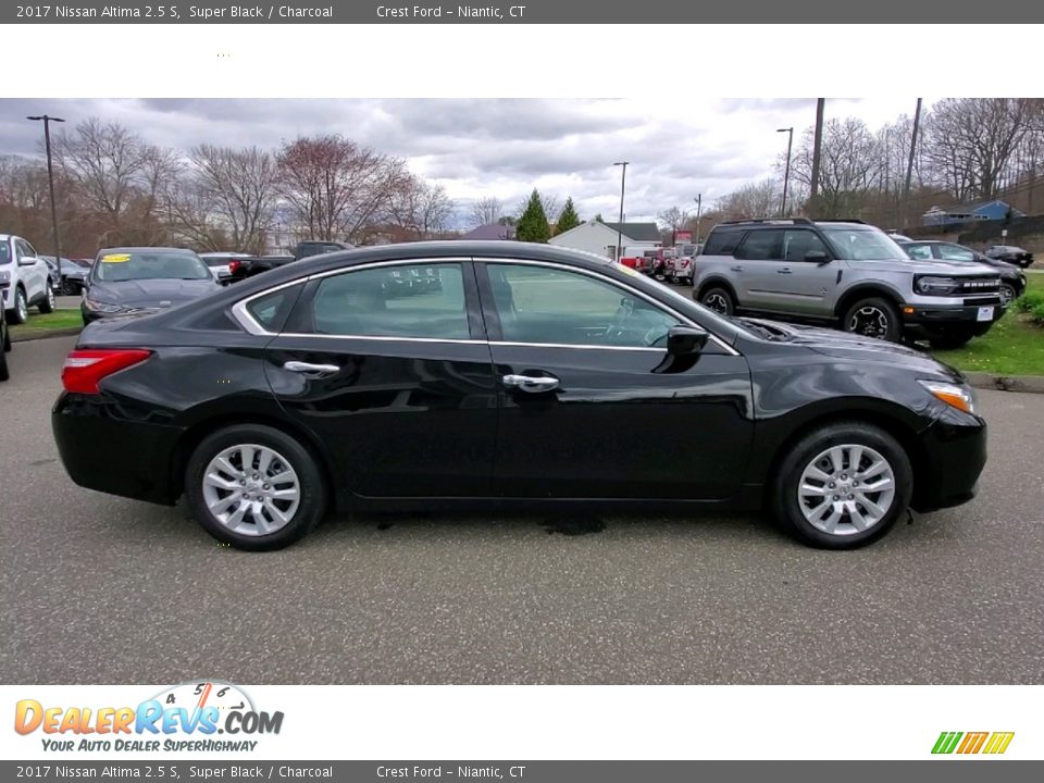 2017 Nissan Altima 2.5 S Super Black / Charcoal Photo #8